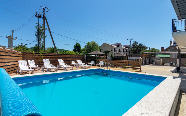 Babushka Kambala Guest House