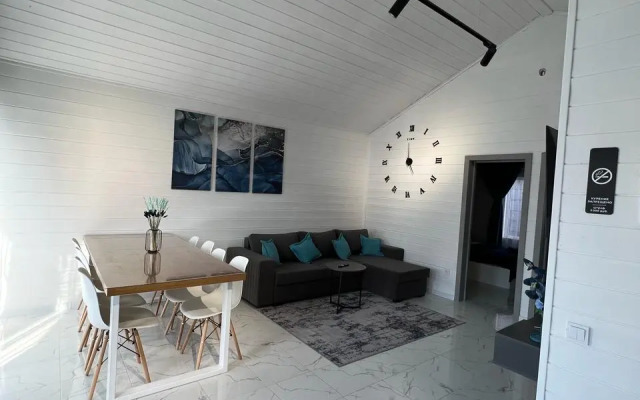 Na Beregu Morya Sea Breeze Bungalow