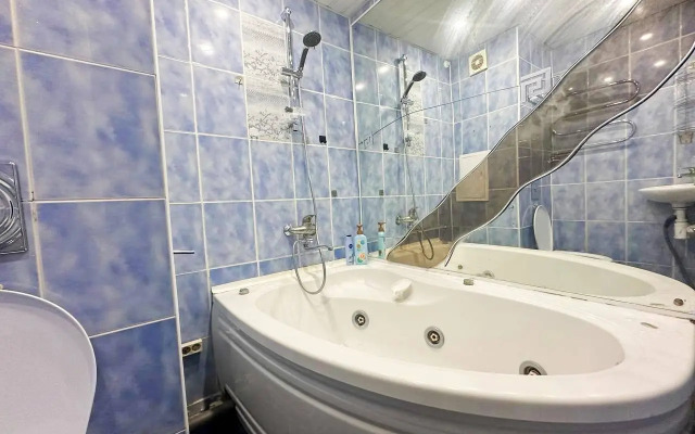 Ryadom s metro Vojkovskaya na Novopodmoskovnom pereulke Apartments