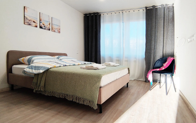 Na Naberezhnoy Flat