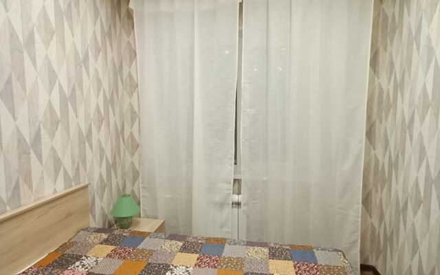 Апартаменты 4-х комнатная на Олимпийской 83