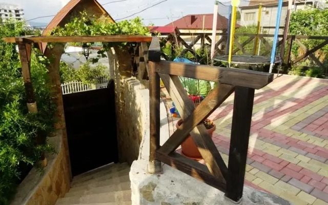 Shale U Morya Guest house