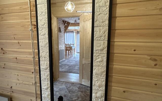 Шале У Монастыря