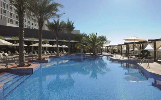 Yas Plaza Mangroves by IHG