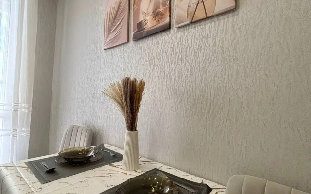 V Tsentralnom Rayone Goroda Kurska Flat