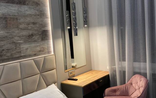 Apartment Three Styles near Tsvetnik