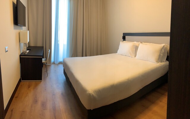 Отель Leonardo Da Vinci