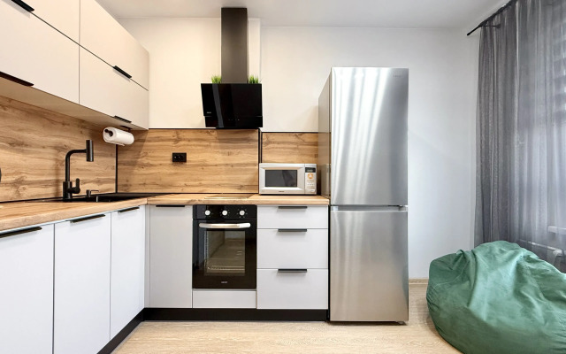 Квартира Уютное Место/Hugge Place у аквапарка с видом на Обь