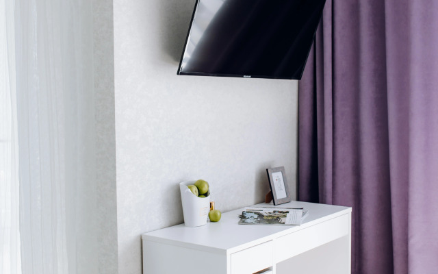 Kosmicheskaya Flat