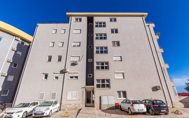 Castagna Apartments