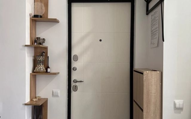 Studiya Bakinskaya 26-14 Flat