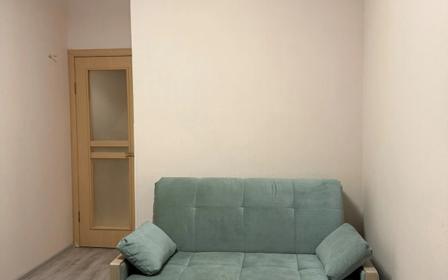 Ryadom S Metro Flat