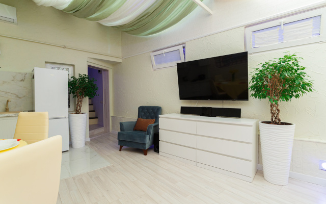 Ryadom S Gostinitsey Zhemchuzhina Apartments