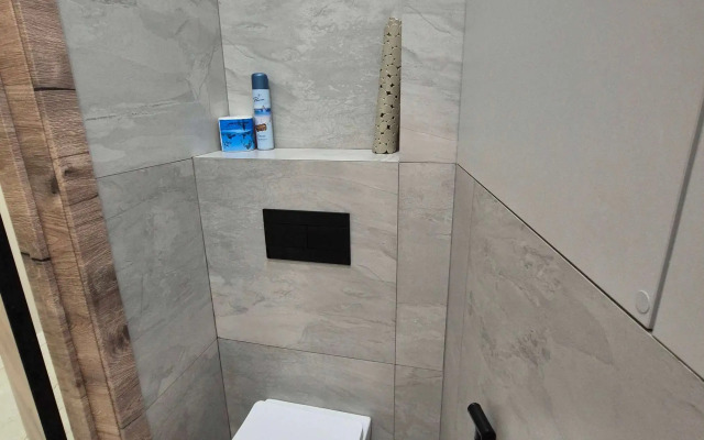 Na ulitse Praporschika Komarova 34-97A Apartment