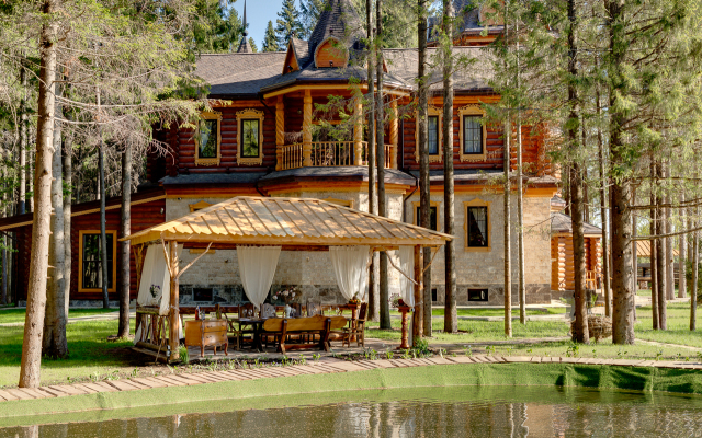 Ohotnichi Sezony Hotel