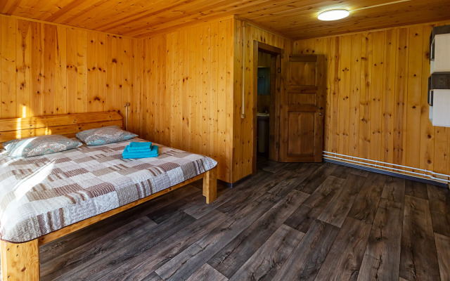 GreenWood Guest House