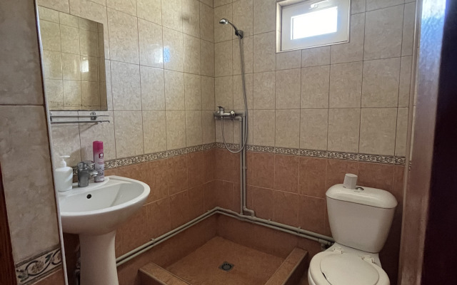 Astra Guest House