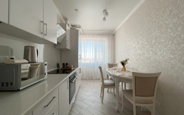 Green FOX s shikarnym vidom na reku Kutum Flat