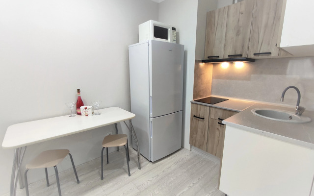 Na Ulitse Pervootkryvateley 10 Flat