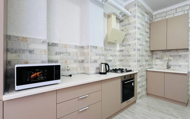 Uyutnaya Dvushka v Kurortnoy Zone Flat