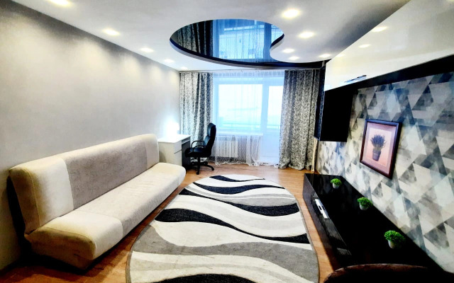 Na Soldatova 15 Flat