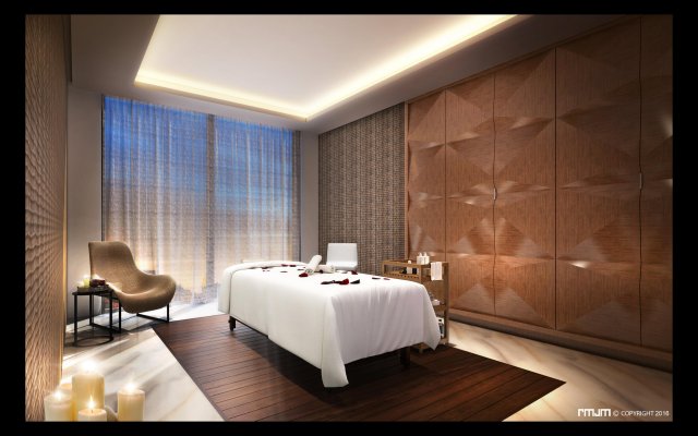 Holiday Inn Dubai Al-Maktoum Airport an IHG Hotel