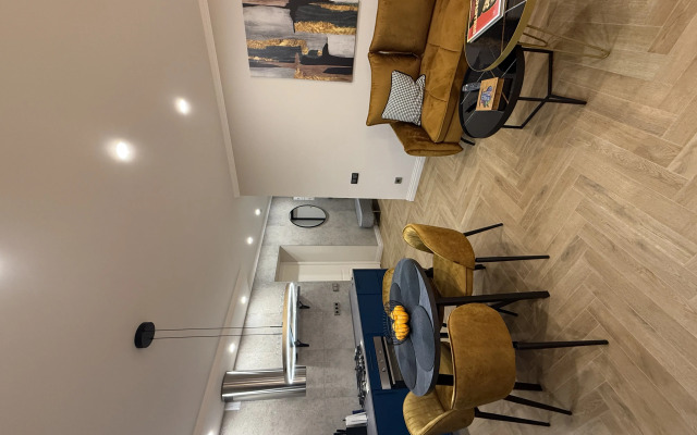 Na Verkhnem Prudu Apartments