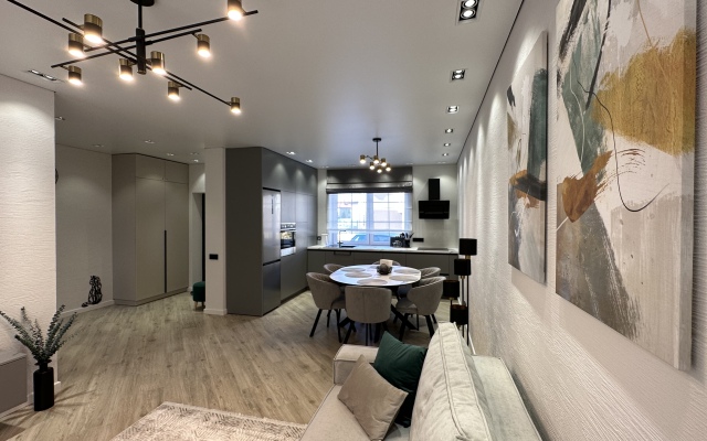 Gostevoy Dom s Dizaynerskim Remontom Guest House