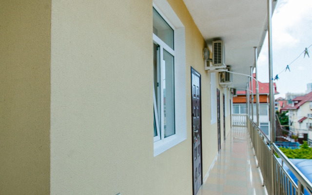 Argo Guest House