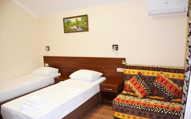 Aqua Life Hotel