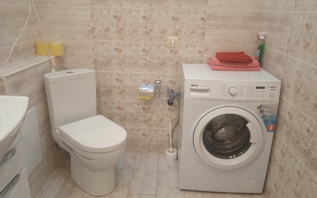 Lyuks 56m U Auri Apartments