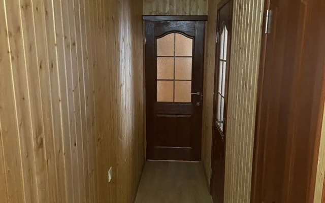 Dvukhkomnatnaya 4 Flat