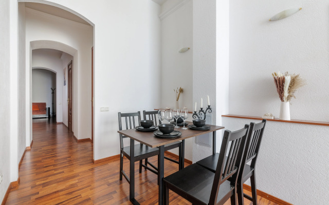 Uyutnaya Kvartira Na Moyke 32 DereMRents Flat