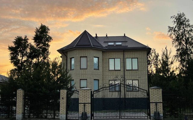 Korabelnaya Hotel
