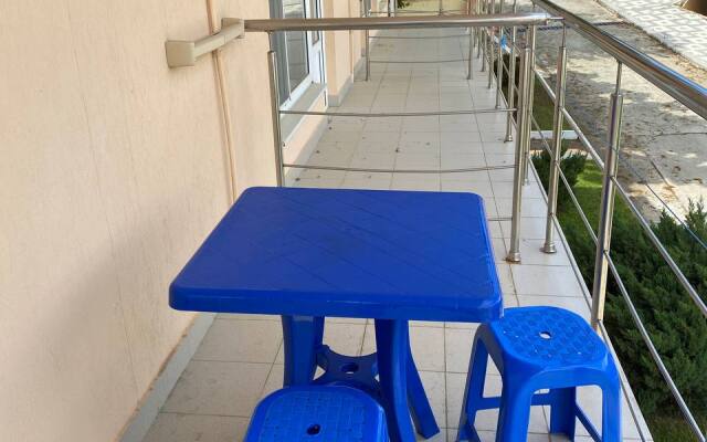 Sinee More Hotel