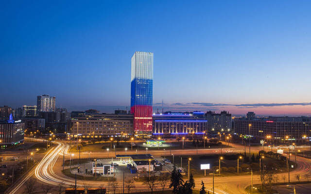 Апартаменты SAMOцвет на Пл Конституции 1/2