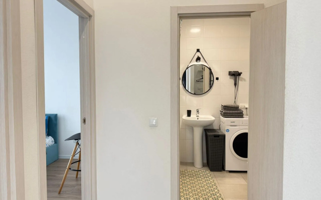 Квартира Двухкомнатная просторная и уютная ArtApart