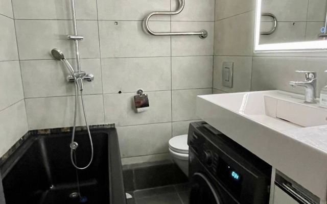 Na Enshteyna 2 Flat