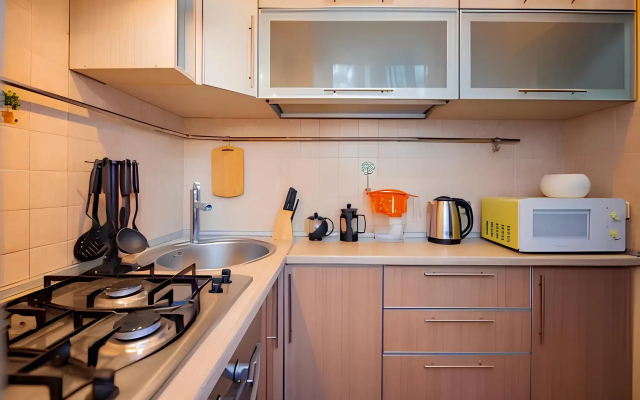 (2-Komnaty) S Dizaynerckim Remontom V Tsentpe Goroda Na Ploschadi Pevolyutsii Flat - Apartment in تشيليابنسك - Photo 4