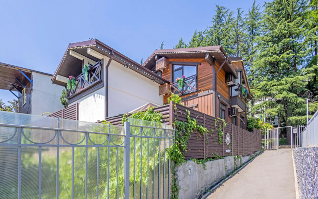 Na Voznesenskoy Chalet