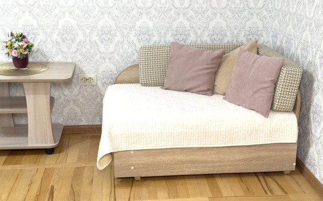 Квартира На Окопной 1