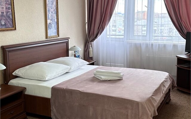 Druzhba Hotel