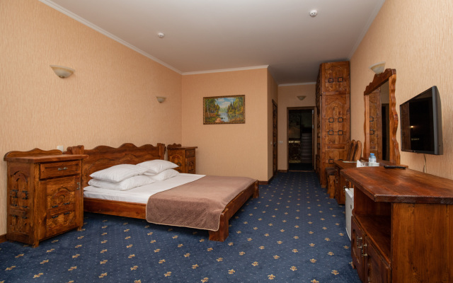 Yuzhniy dvorik Hotel