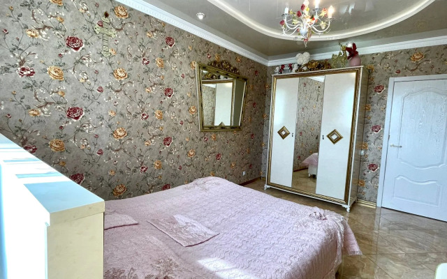 Traditsiya Flat