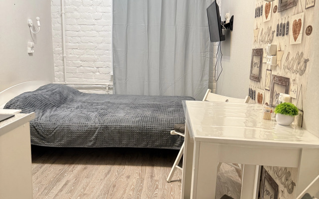 Uyutnaya Studiya v Tsentre Pitera Flat