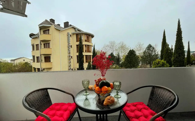 S Balkonom 3 Minuty Do Morya Apartments