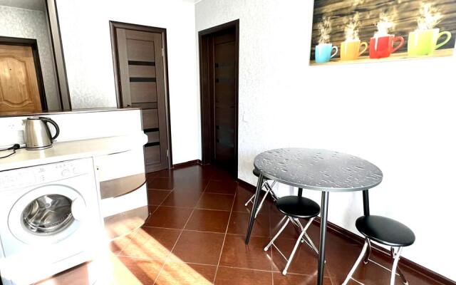 Апартаменты на Учебной 7