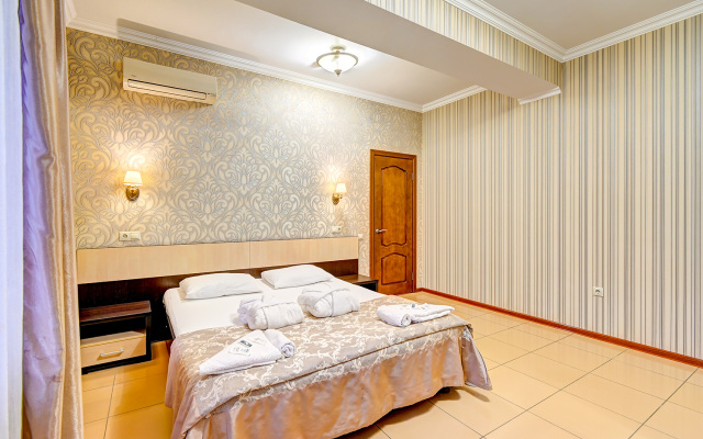 Lensis Guest House