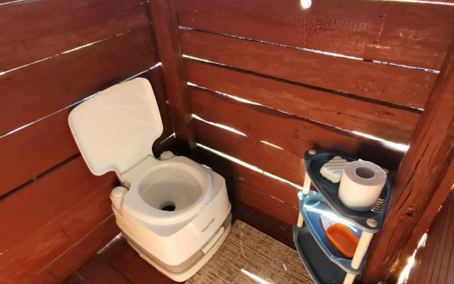 Na Beregu Reki Private House