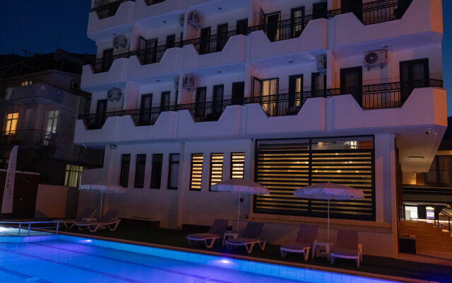 Three Points Hotel  (Non Alcoholic)